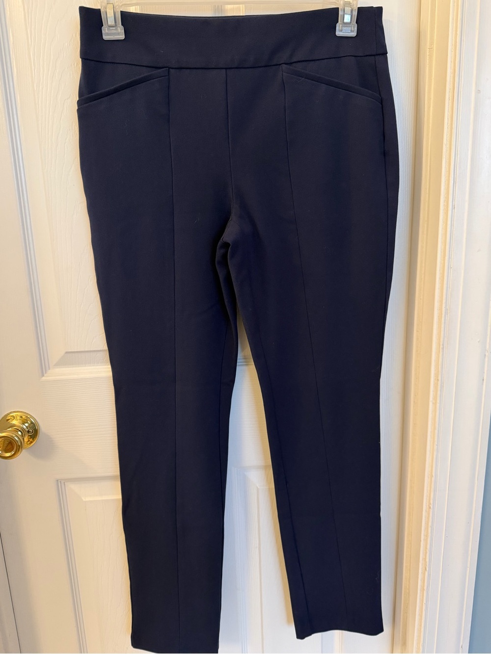 Chico’s So Slimming Navy Blue Pants Sz 6 (0.5)